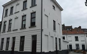 Artist'S Loft & Garden