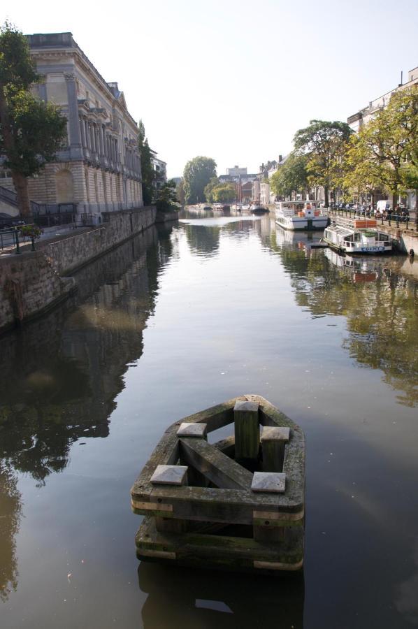 Artist'S Loft & Garden Bed and Breakfast Gent Buitenkant foto