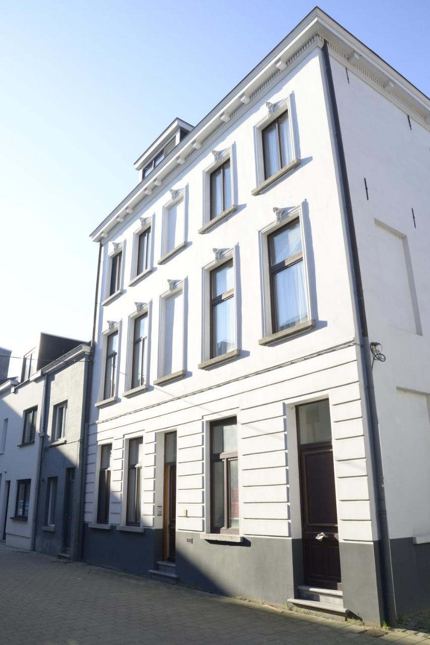 Artist'S Loft & Garden Bed and Breakfast Gent Buitenkant foto